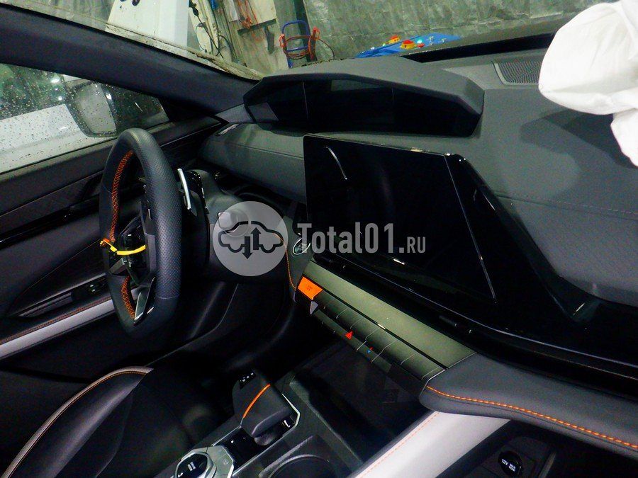 Фото Changan UNI-V 32