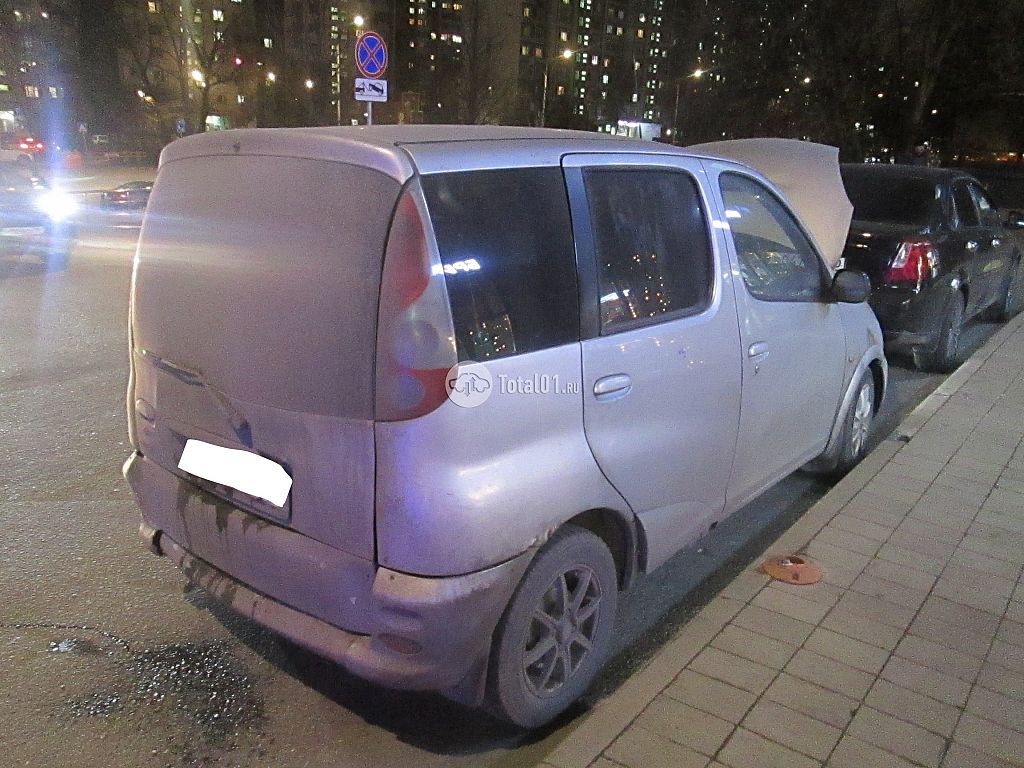 Фото Toyota Yaris 8