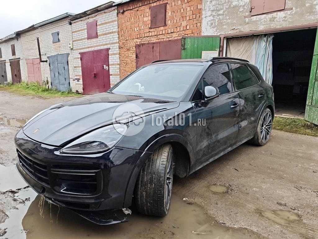 Фото Porsche Cayenne 2