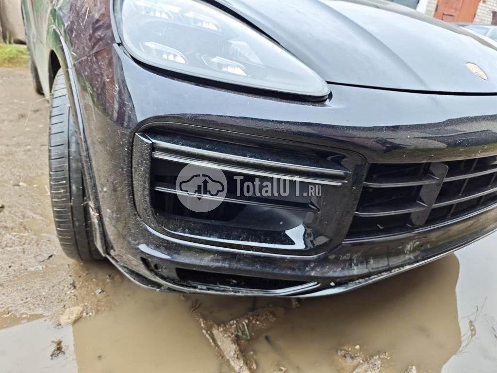 Фото Porsche Cayenne 90