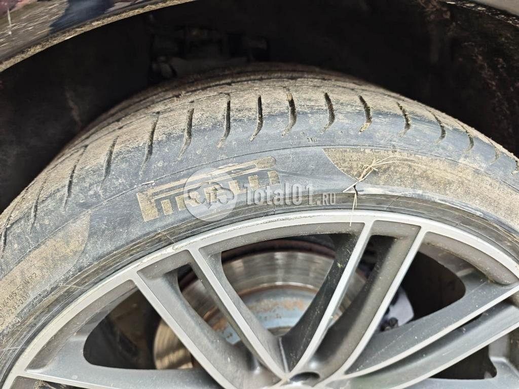 Фото Porsche Cayenne 680