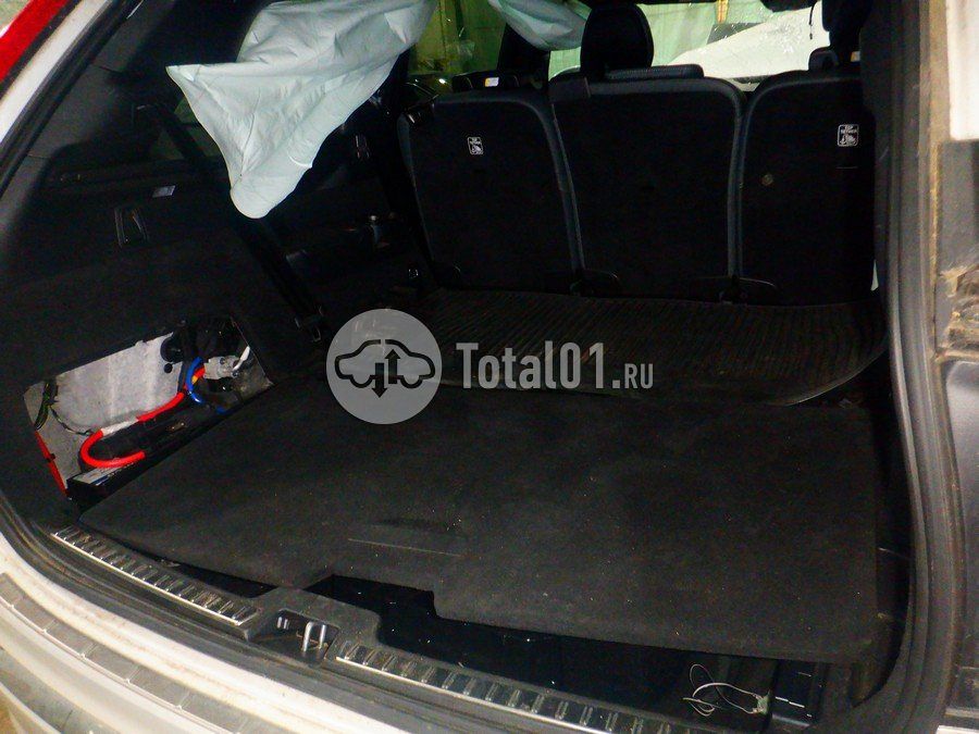 Фото Volvo XC90 70