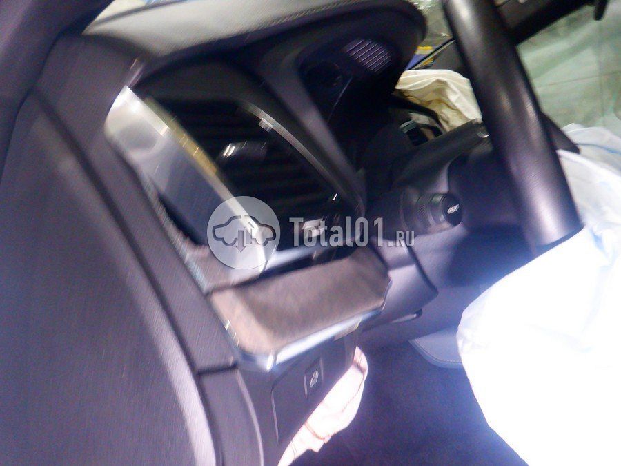 Фото Volvo XC90 130