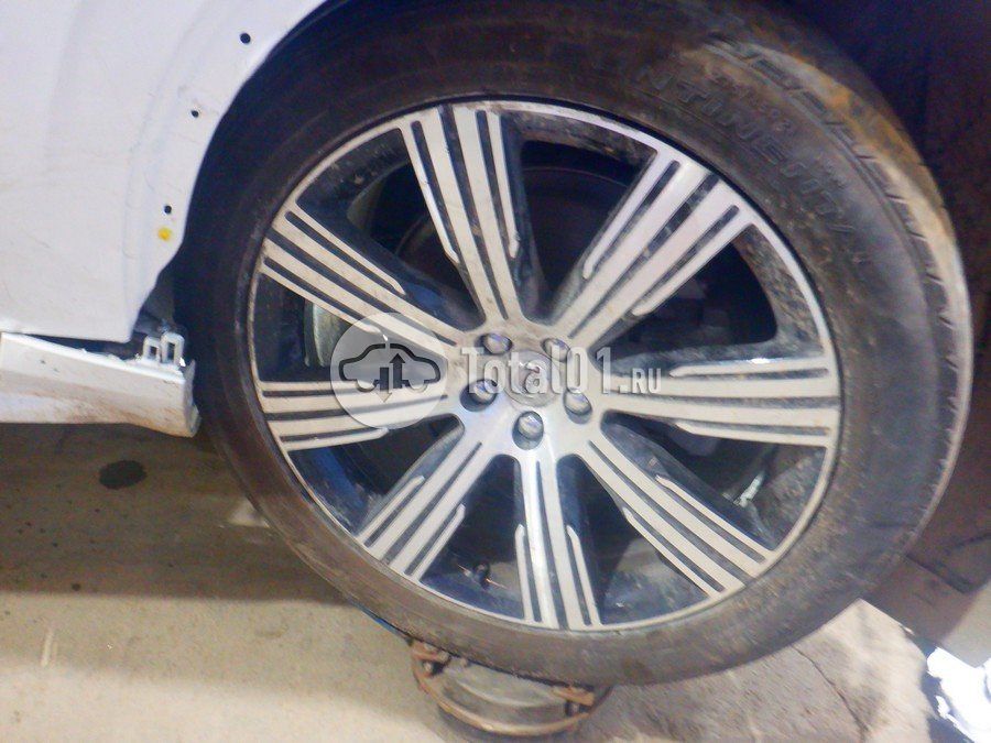 Фото Volvo XC90 204