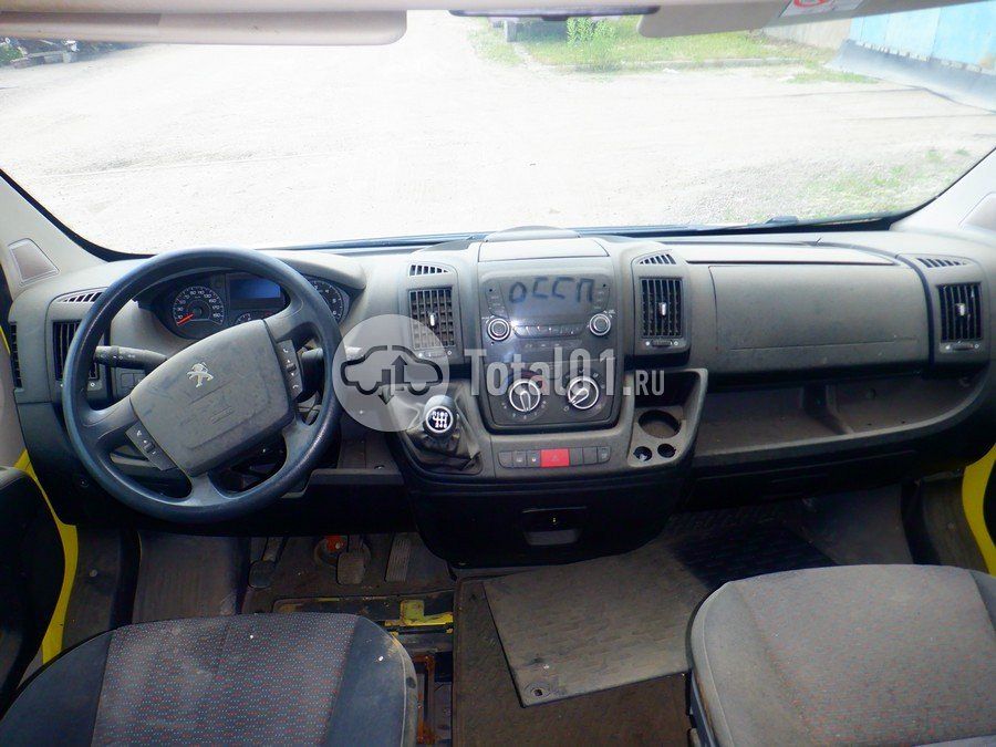 Фото Peugeot Boxer 184