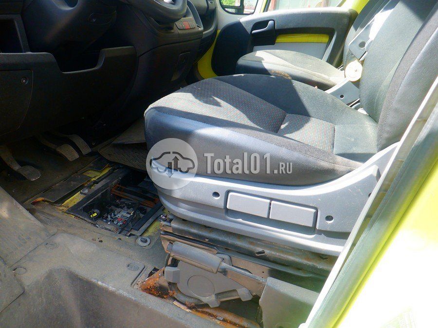 Фото Peugeot Boxer 212