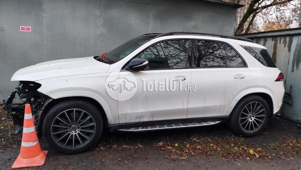 Фото Mercedes-Benz GLE-класс 2