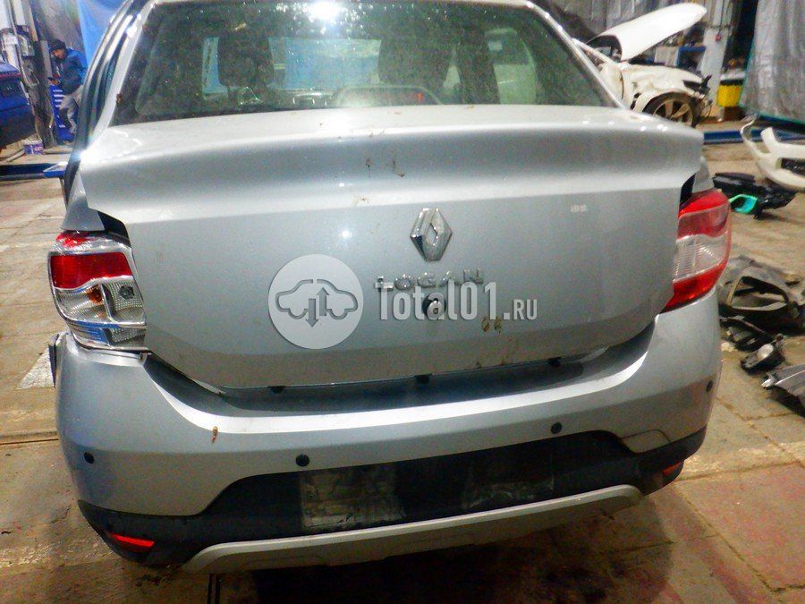 Фото Renault Logan 12