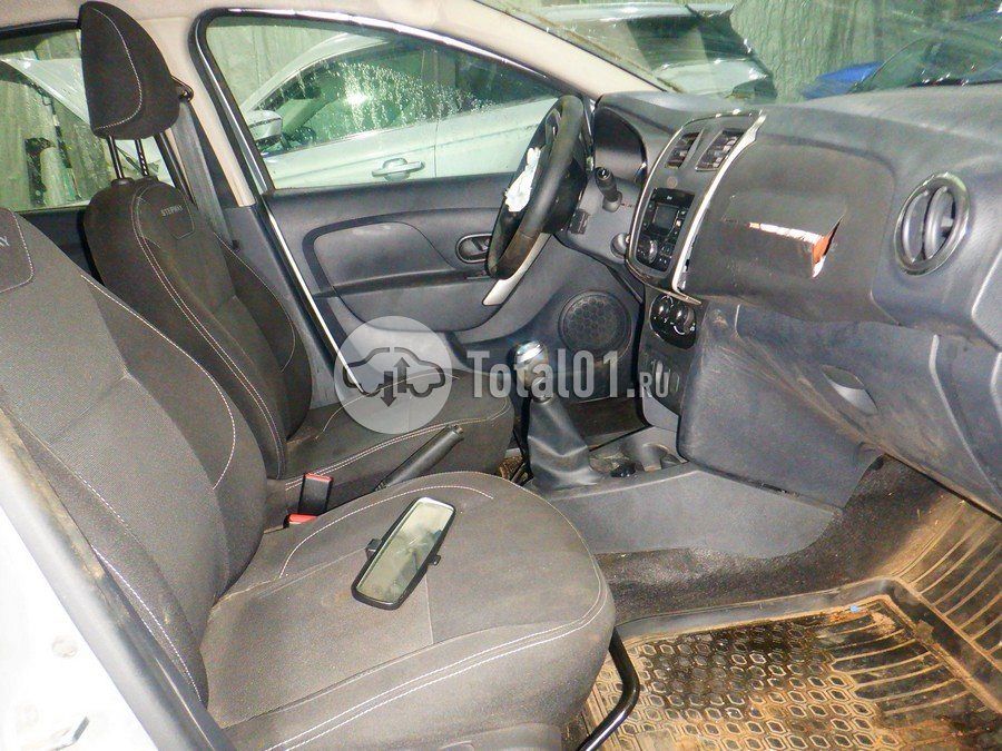 Фото Renault Logan 24