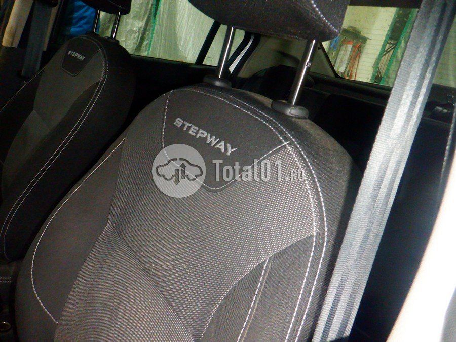 Фото Renault Logan 102