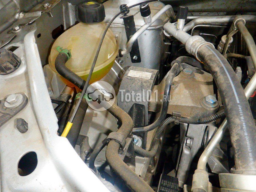 Фото Renault Logan 298