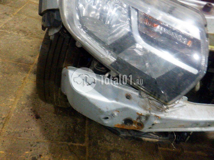 Фото Renault Logan 308