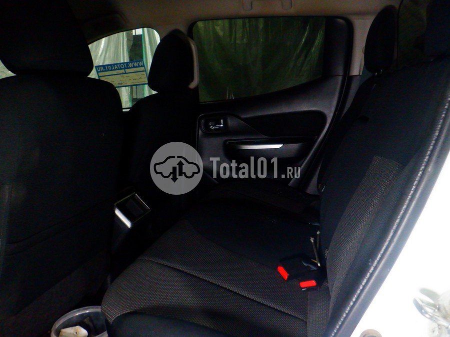 Фото Mitsubishi L200 60