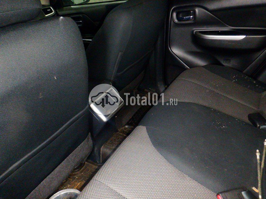 Фото Mitsubishi L200 66