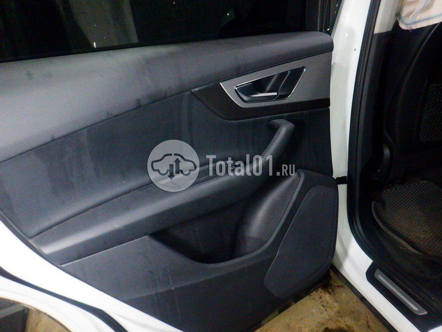 Фото Audi Q7 100