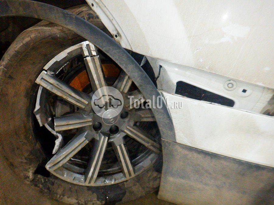 Фото Audi Q7 192