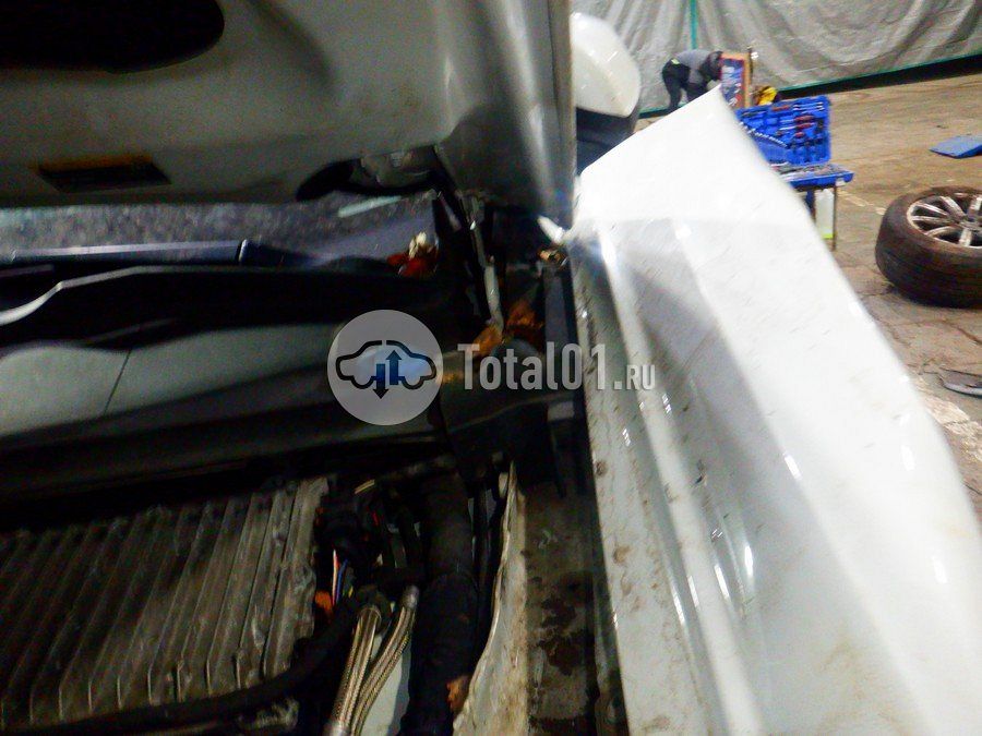 Фото Audi Q7 320