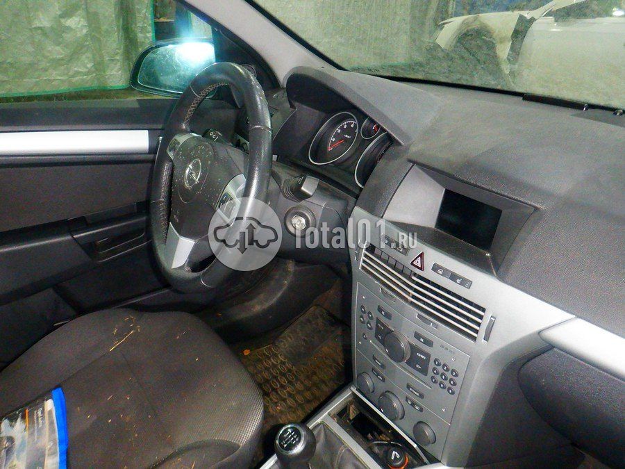 Фото Opel Astra 26