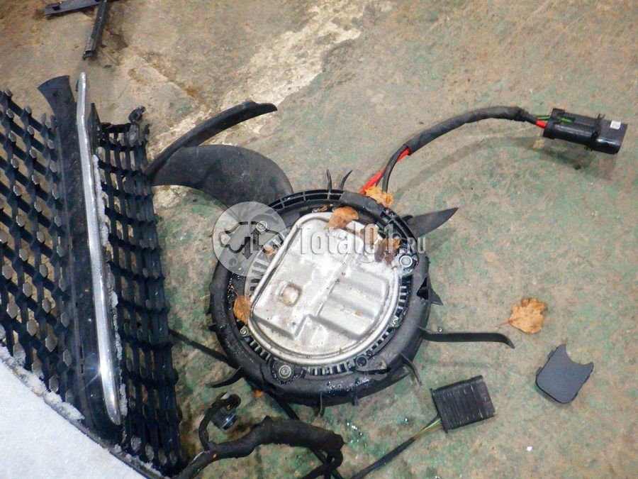 Фото Mercedes-Benz V-класс 410