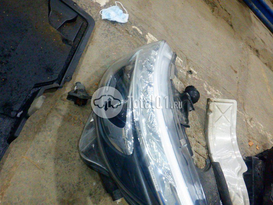 Фото Mercedes-Benz V-класс 438