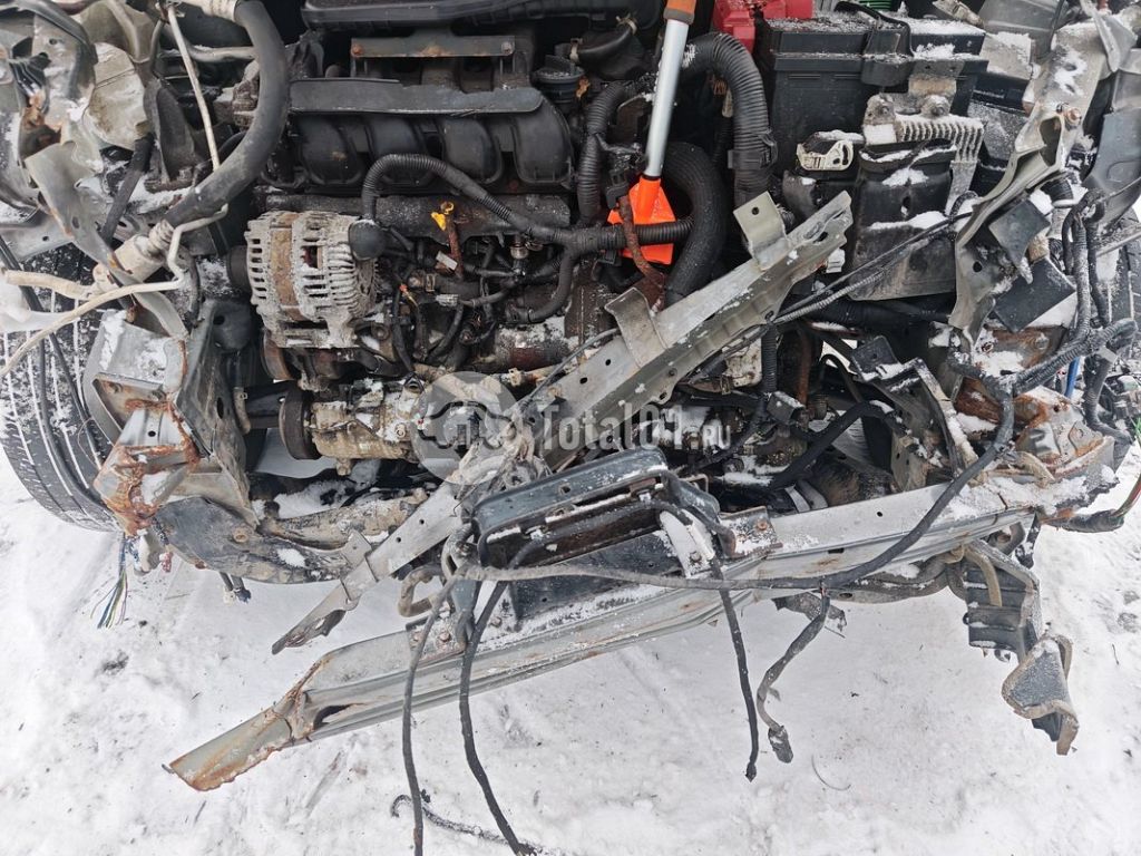 Фото Nissan X-Trail 100