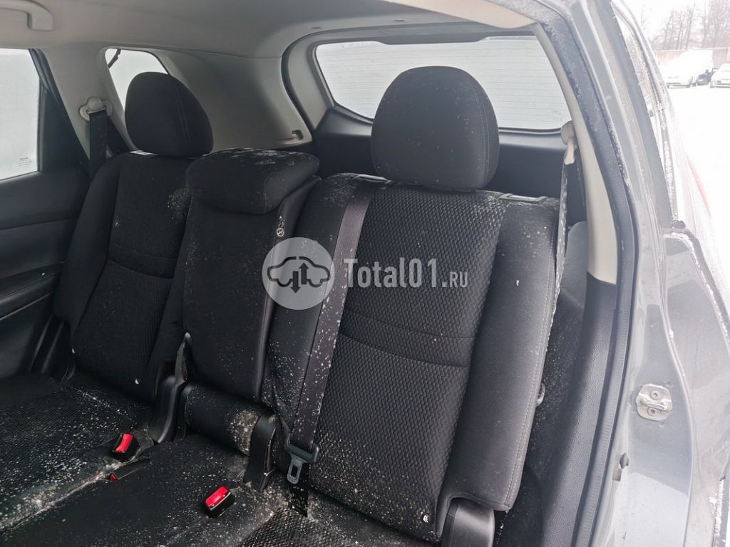 Фото Nissan X-Trail 182