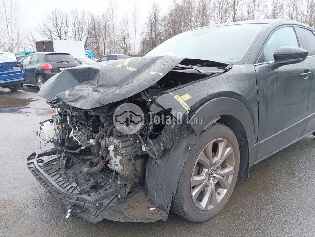 Фото Mazda CX-30 14