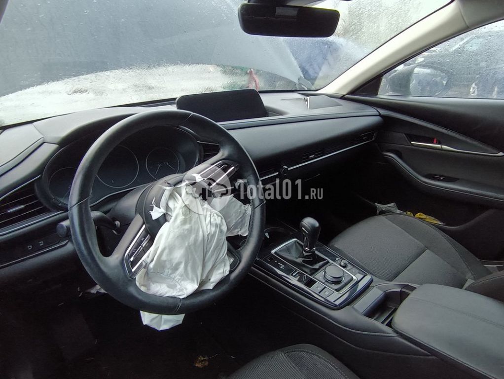 Фото Mazda CX-30 84