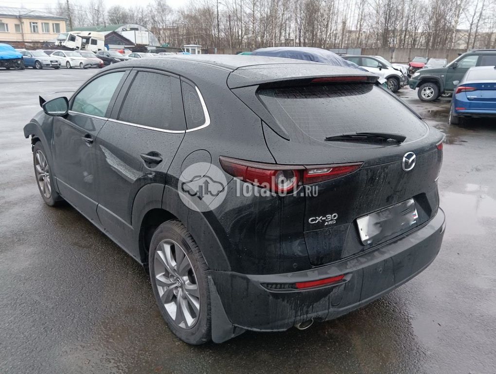 Фото Mazda CX-30 112