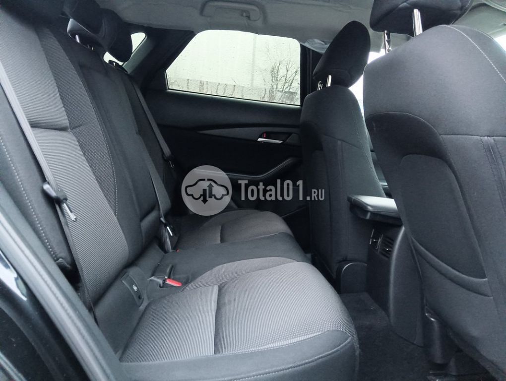 Фото Mazda CX-30 128