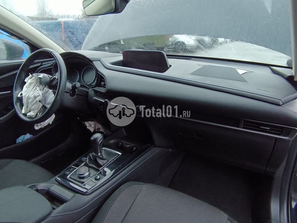 Фото Mazda CX-30 140