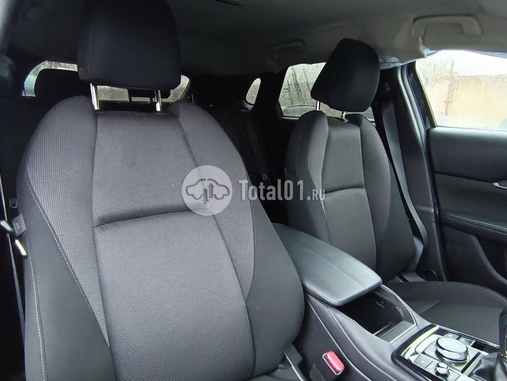 Фото Mazda CX-30 144