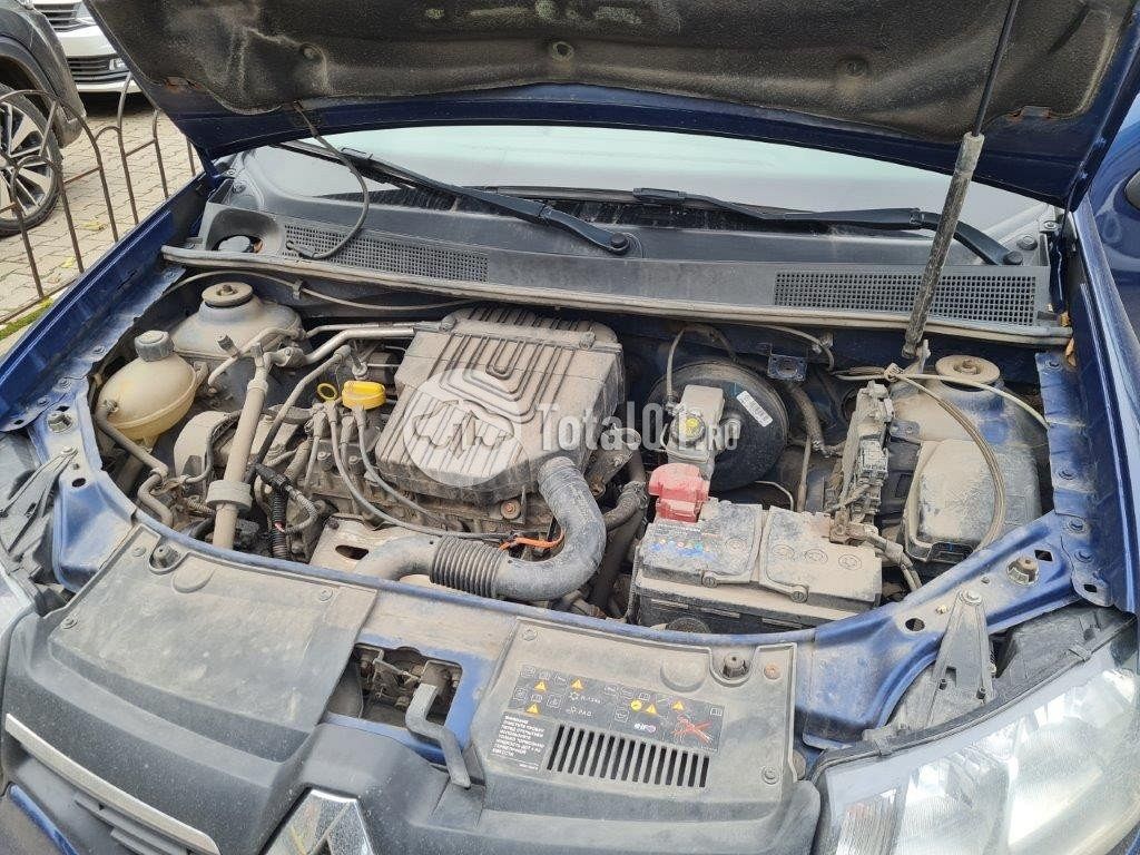 Фото Renault Logan 24