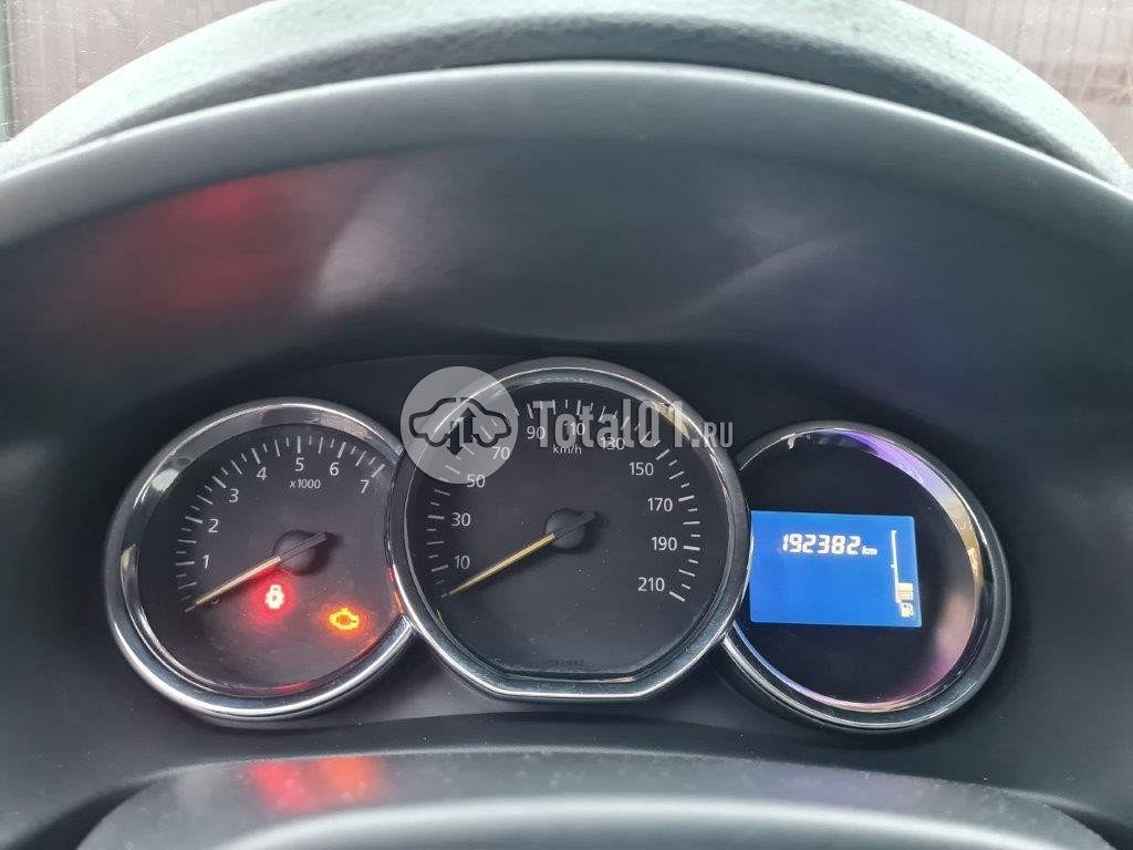 Фото Renault Logan 44