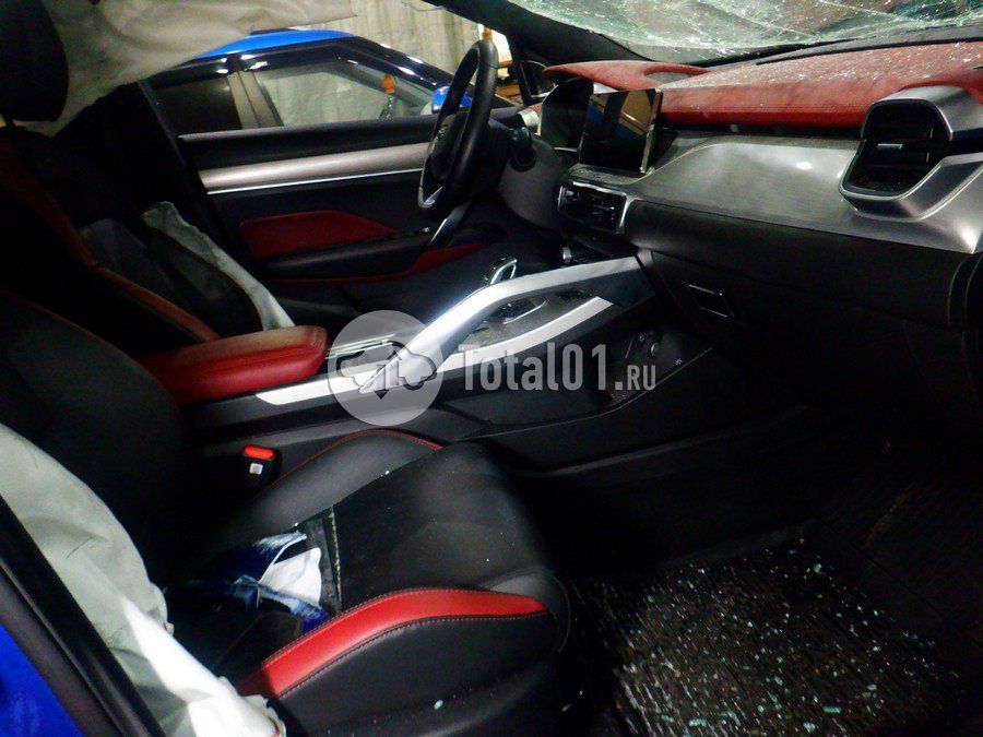 Фото Geely Coolray 24