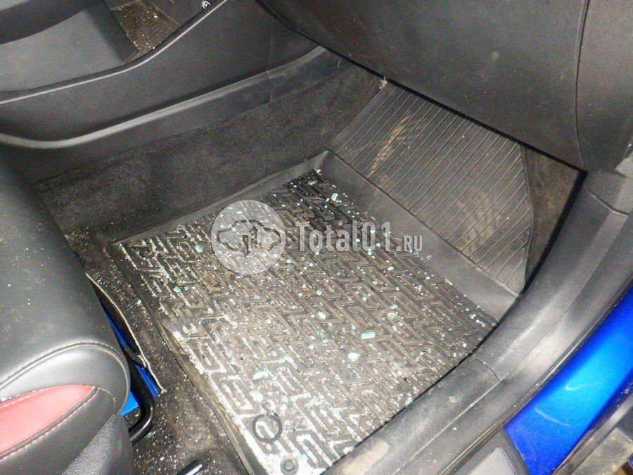 Фото Geely Coolray 30