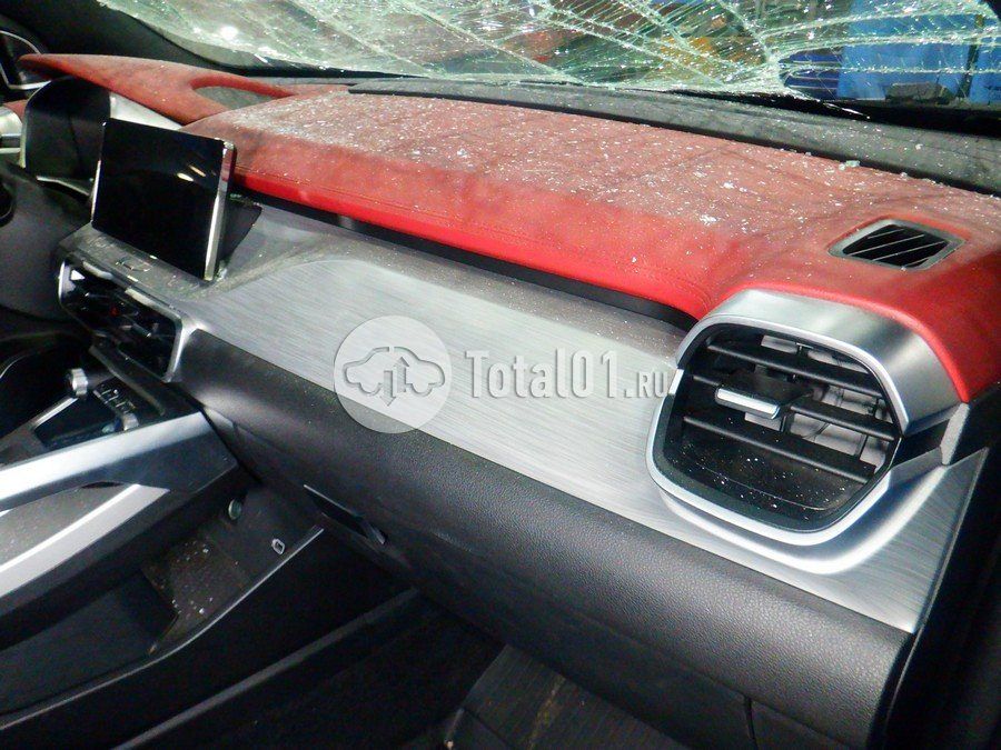 Фото Geely Coolray 36