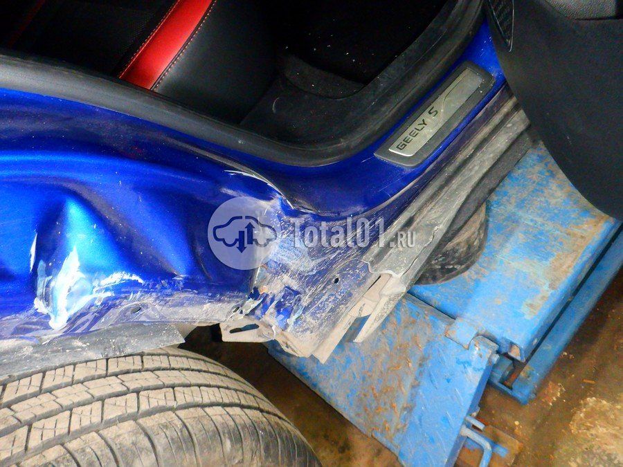 Фото Geely Coolray 54