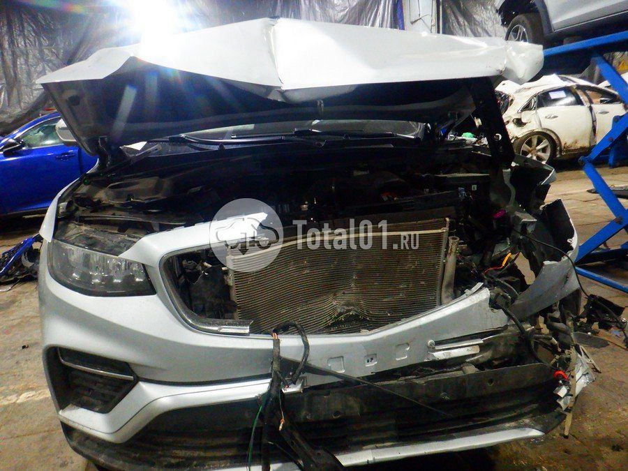 Фото Geely Atlas Pro 4