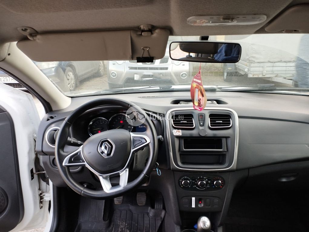 Фото Renault Logan 20