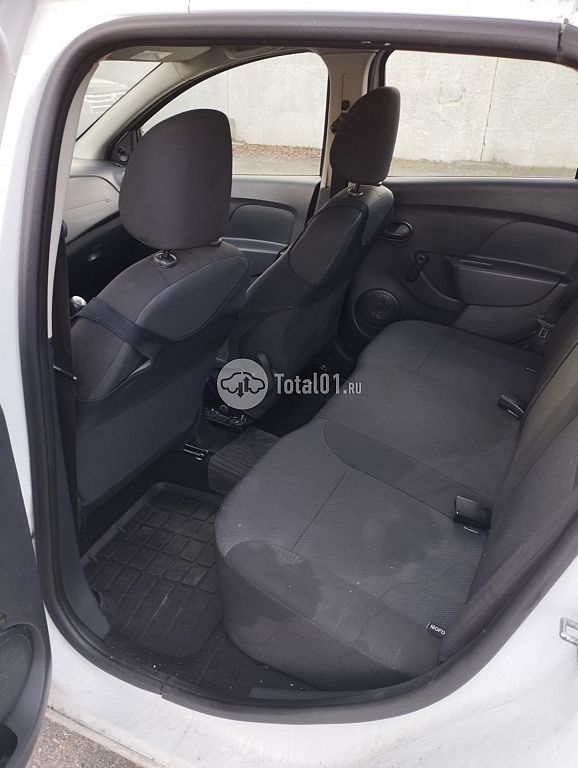 Фото Renault Logan 34