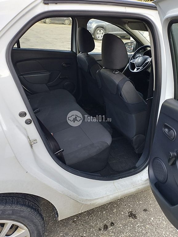 Фото Renault Logan 42