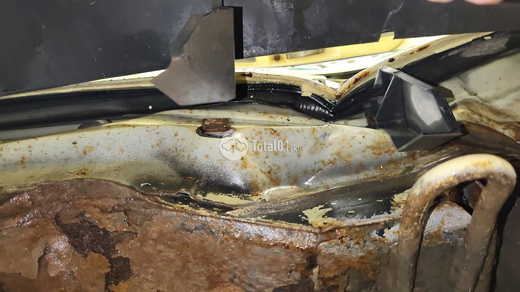 Фото Mazda Demio 32