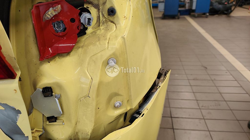 Фото Mazda Demio 44