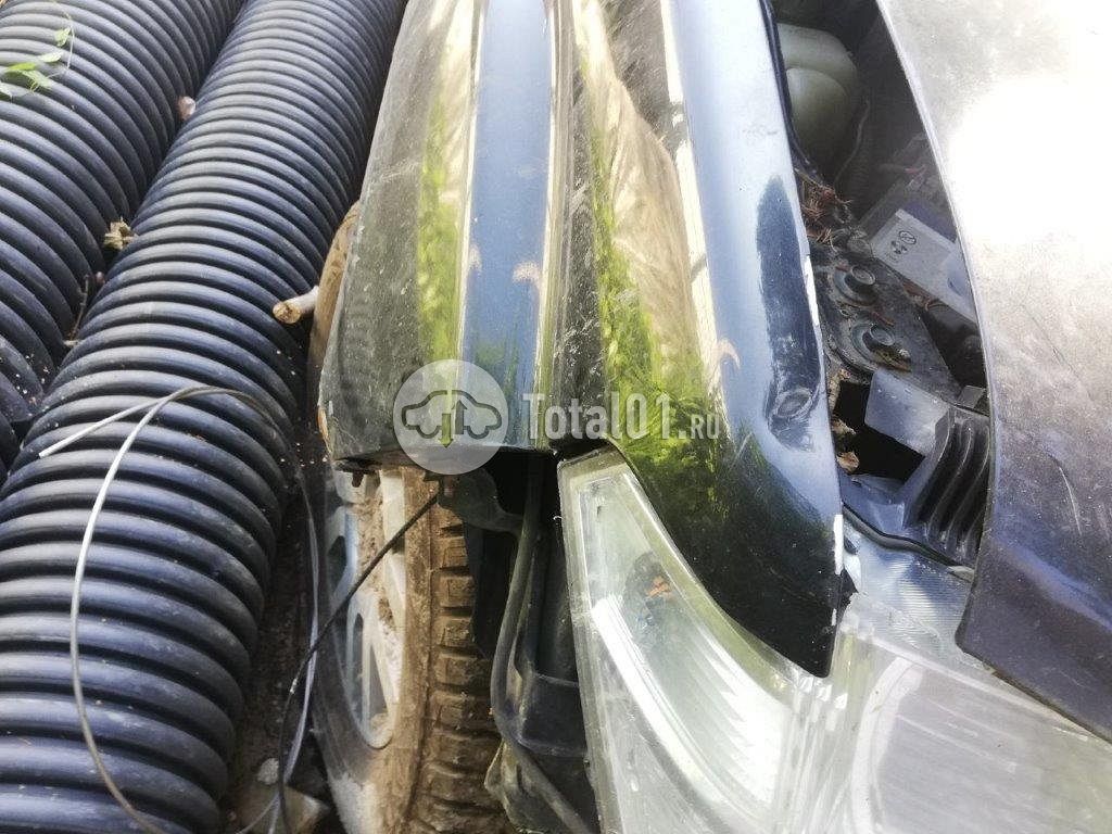 Фото Nissan Pathfinder 80