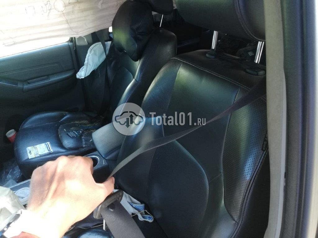 Фото Nissan Pathfinder 120