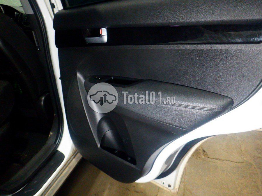 Фото KIA Sorento 26