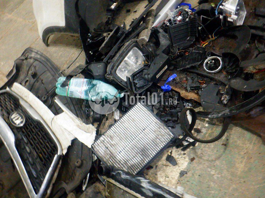 Фото KIA Sorento 400