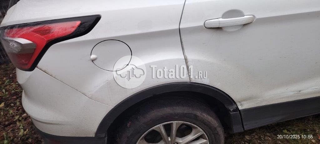 Фото Ford Kuga 10