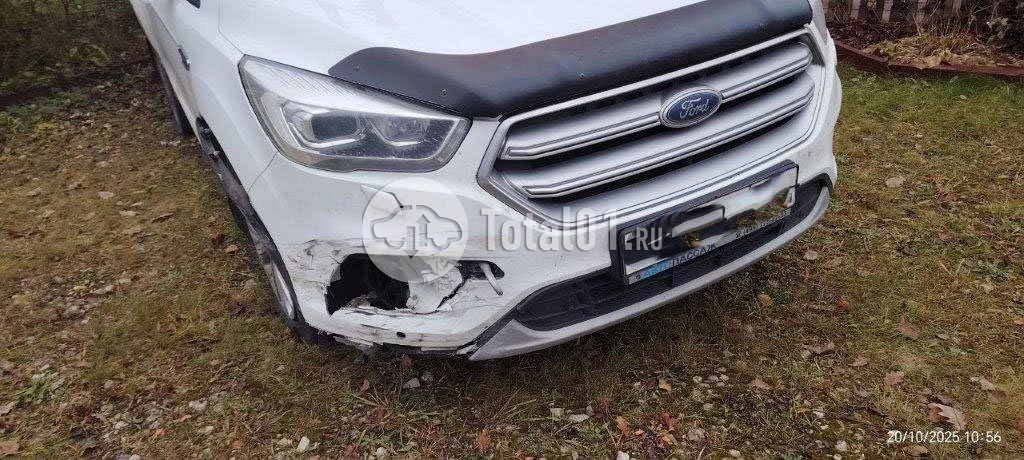 Фото Ford Kuga 28